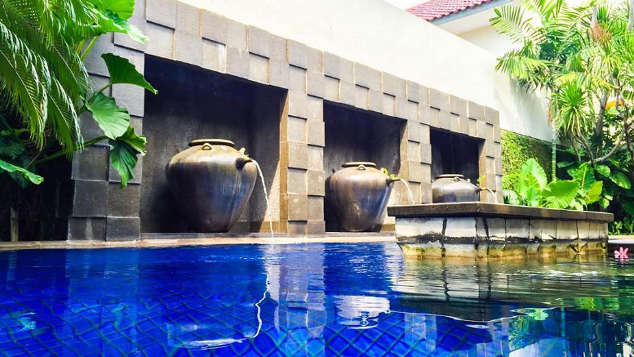 Zen Rooms Kuningan Anggrek Jakarta Exterior photo